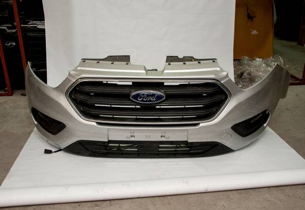 FORD CUSTOM 310 S 155 PS ÇIKMA PARÇA   2018 SONRASI ÖN TAMPON DOL3